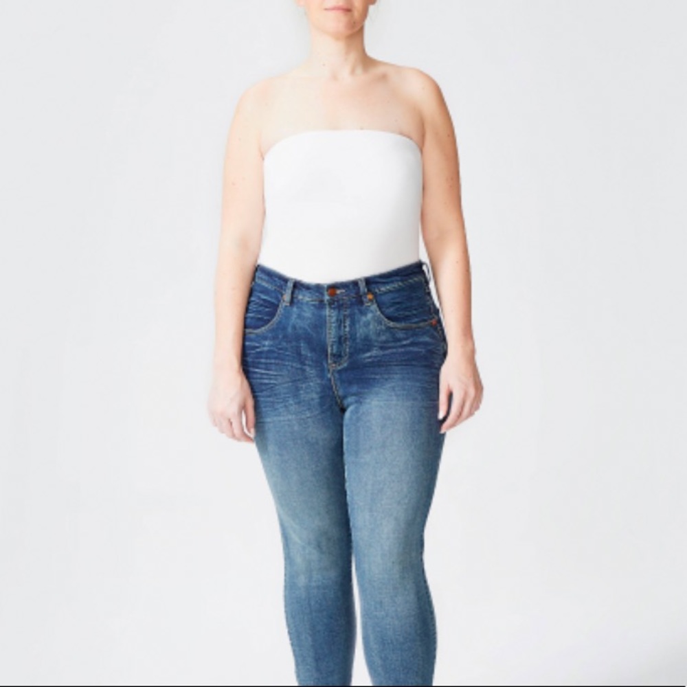 Foundation Bandeau Top - White